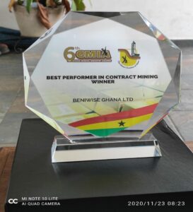 5d8ab298-d9a7-4191-b3dc-c5b4633c3f61